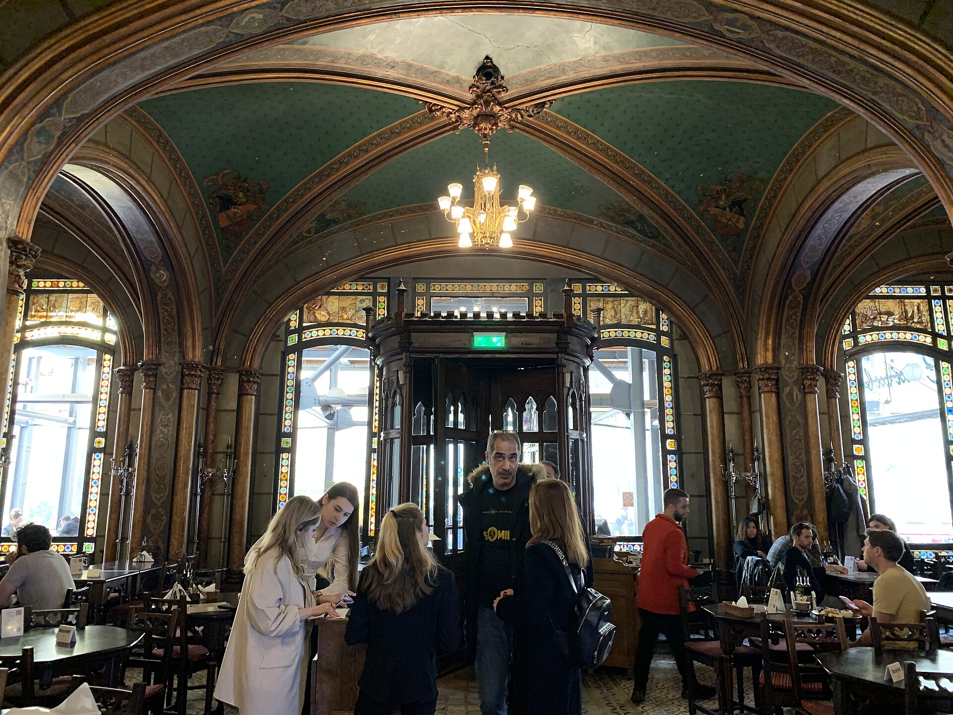 Tables and vaulted dining room at Caru’ cu Bere restaurant in Bucharest, Romania